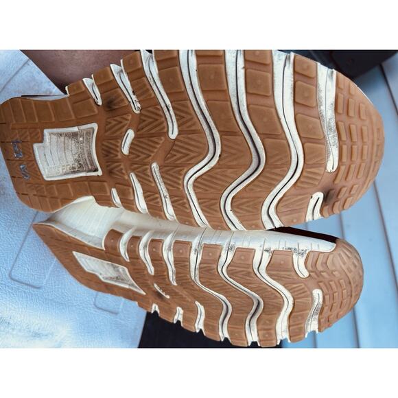 EUC Nike Free Metcon 6 Black Coconut Milk Gum FJ7127-010 - Mens 13 US - Picture 10 of 11